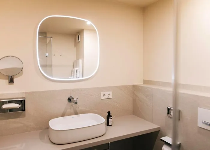 Fischers - Kurparkhotel Bad Wilhelmshöhe 4*